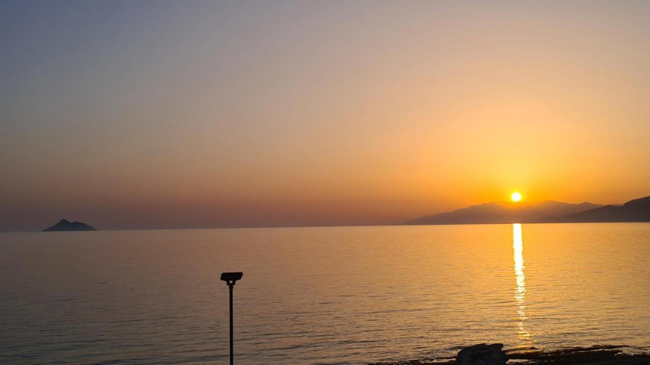 Bella Mare Luxury Apartments Kalamaki (Heraklion) Exterior foto